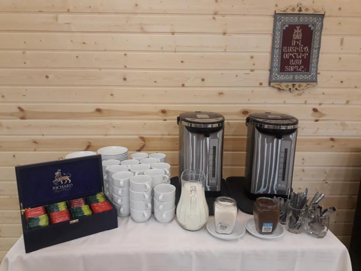 Yeghevnut Hotel Gorisz Kültér fotó