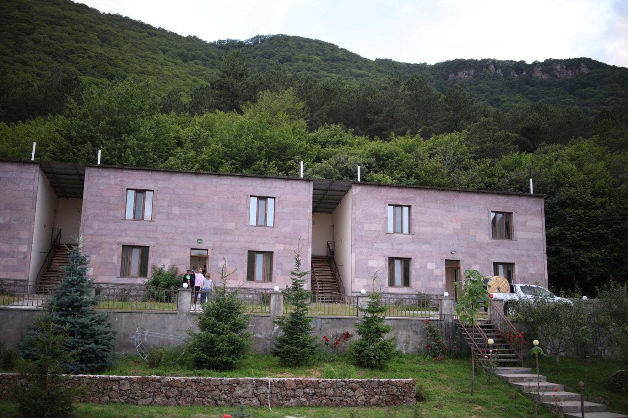 Yeghevnut Hotel Gorisz Kültér fotó