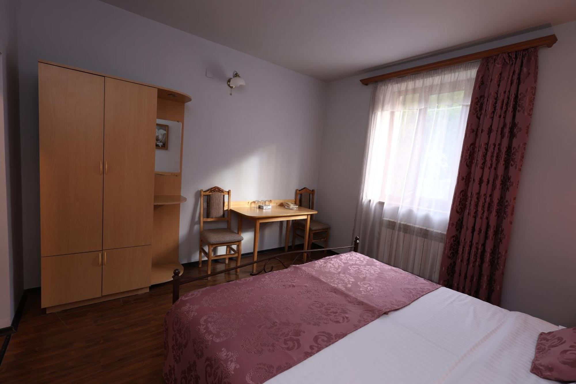 Yeghevnut Hotel Gorisz Kültér fotó