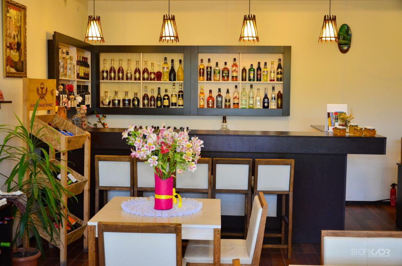 Yeghevnut Hotel Gorisz Kültér fotó