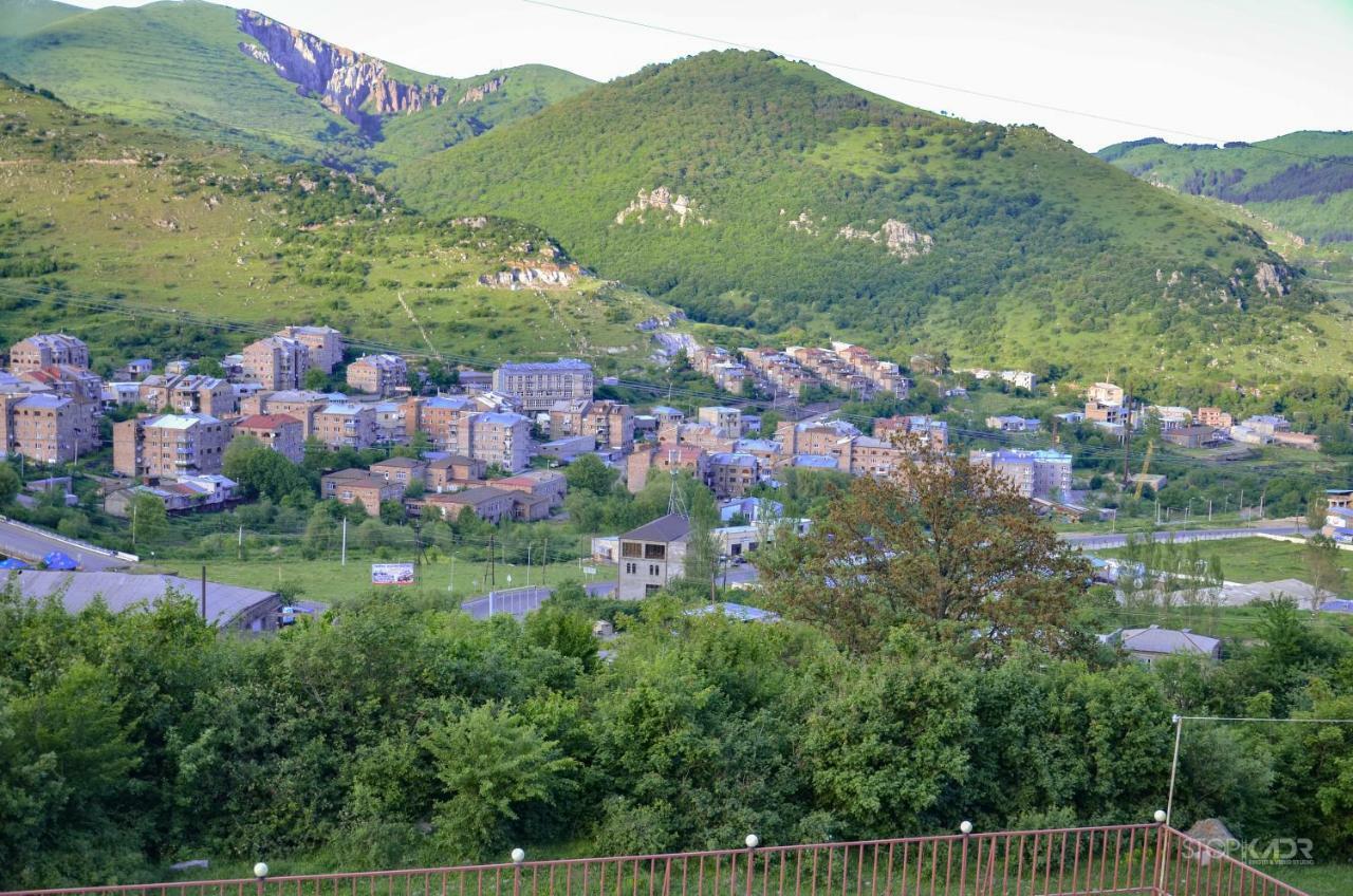 Yeghevnut Hotel Gorisz Kültér fotó