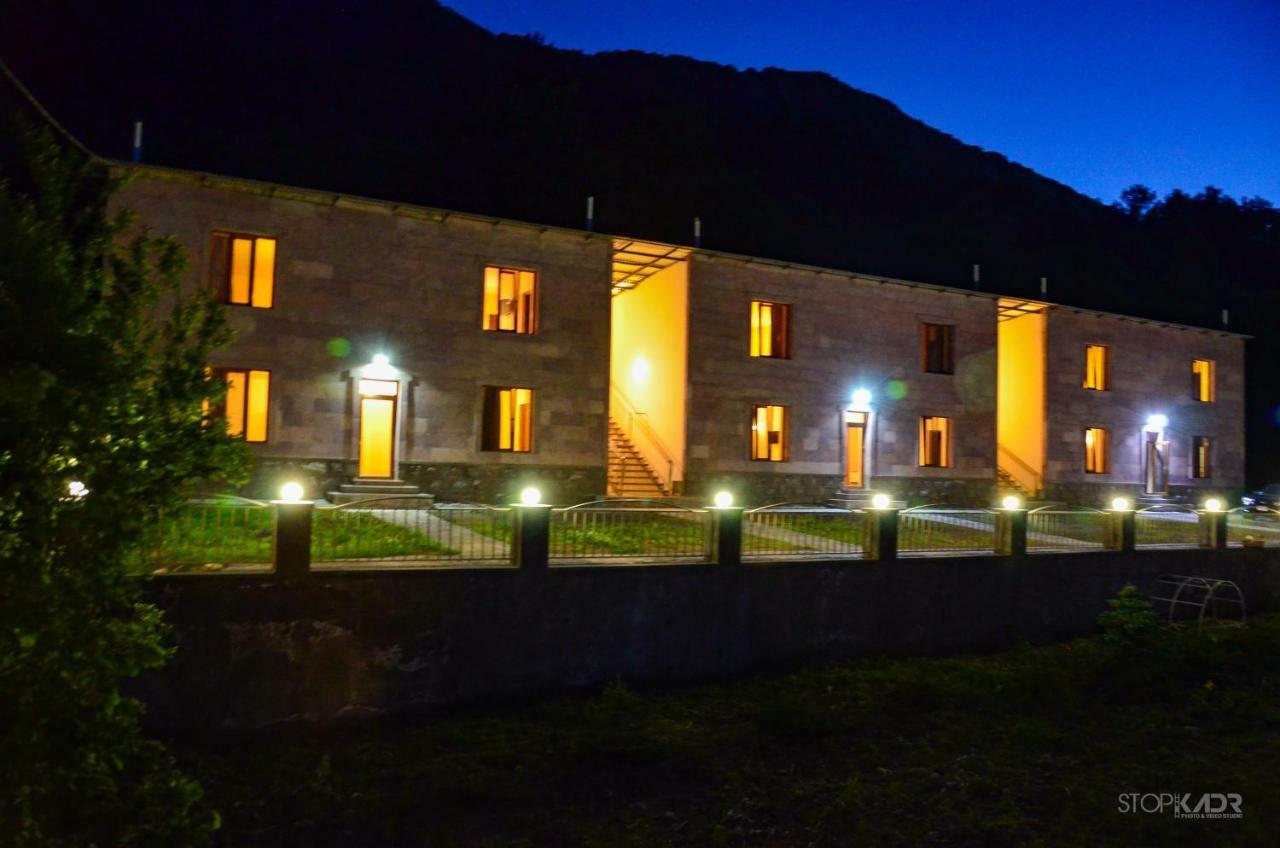 Yeghevnut Hotel Gorisz Kültér fotó