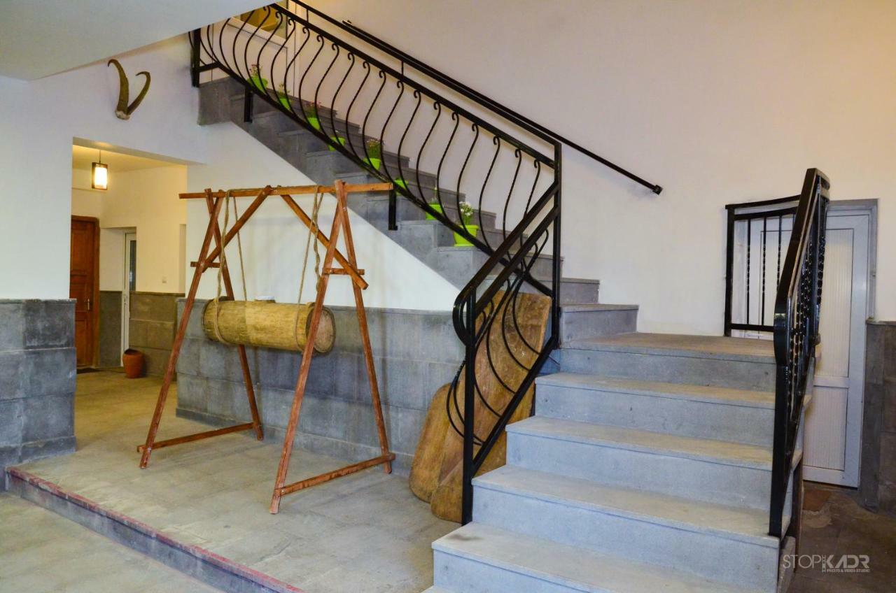 Yeghevnut Hotel Gorisz Kültér fotó