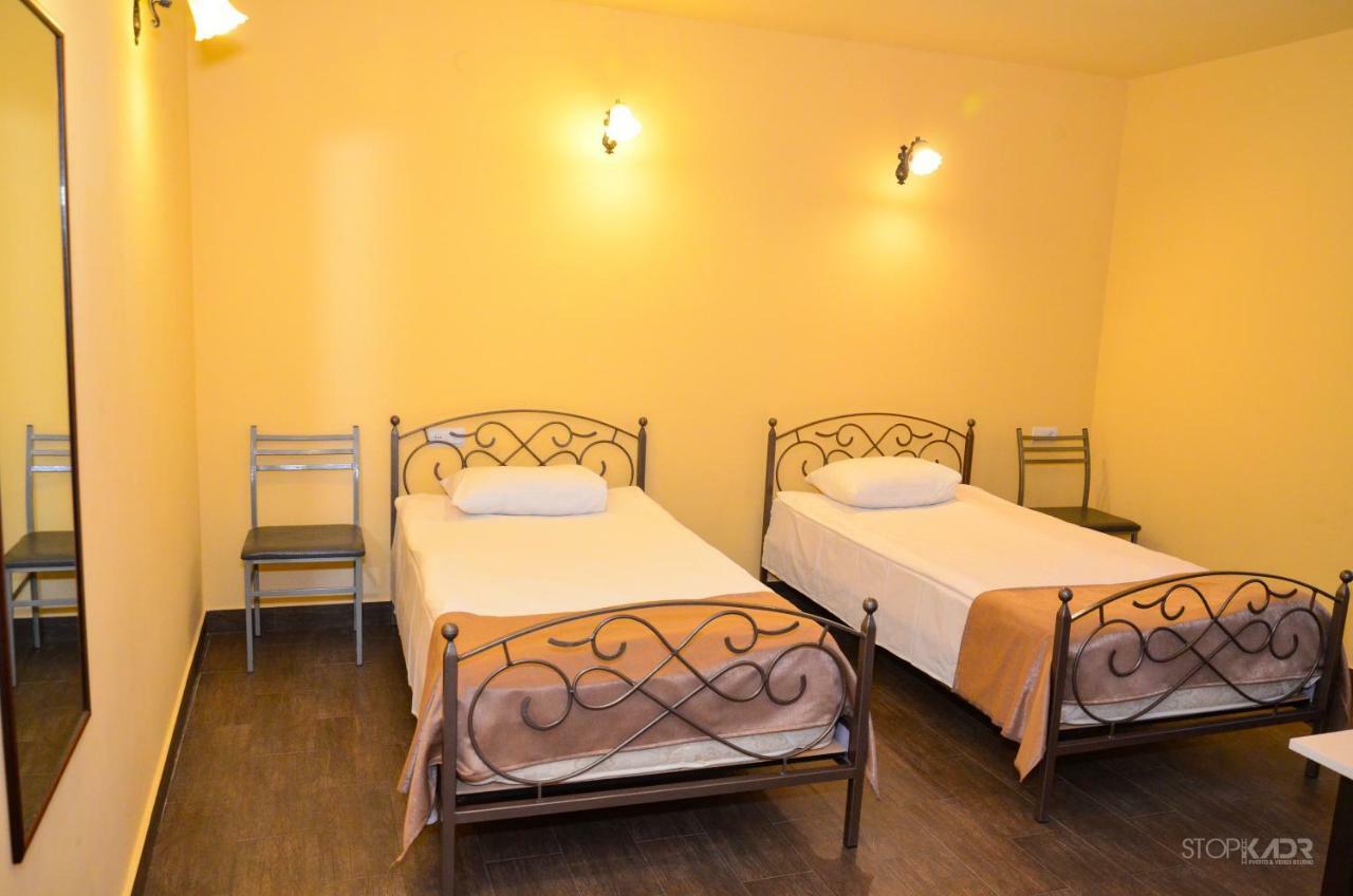 Yeghevnut Hotel Gorisz Kültér fotó